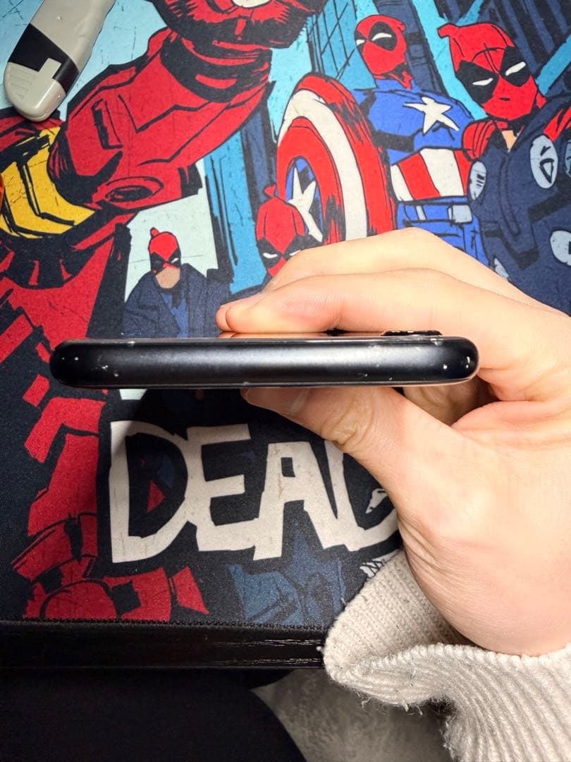 iPhone se2 64GB ブラックsimフリー