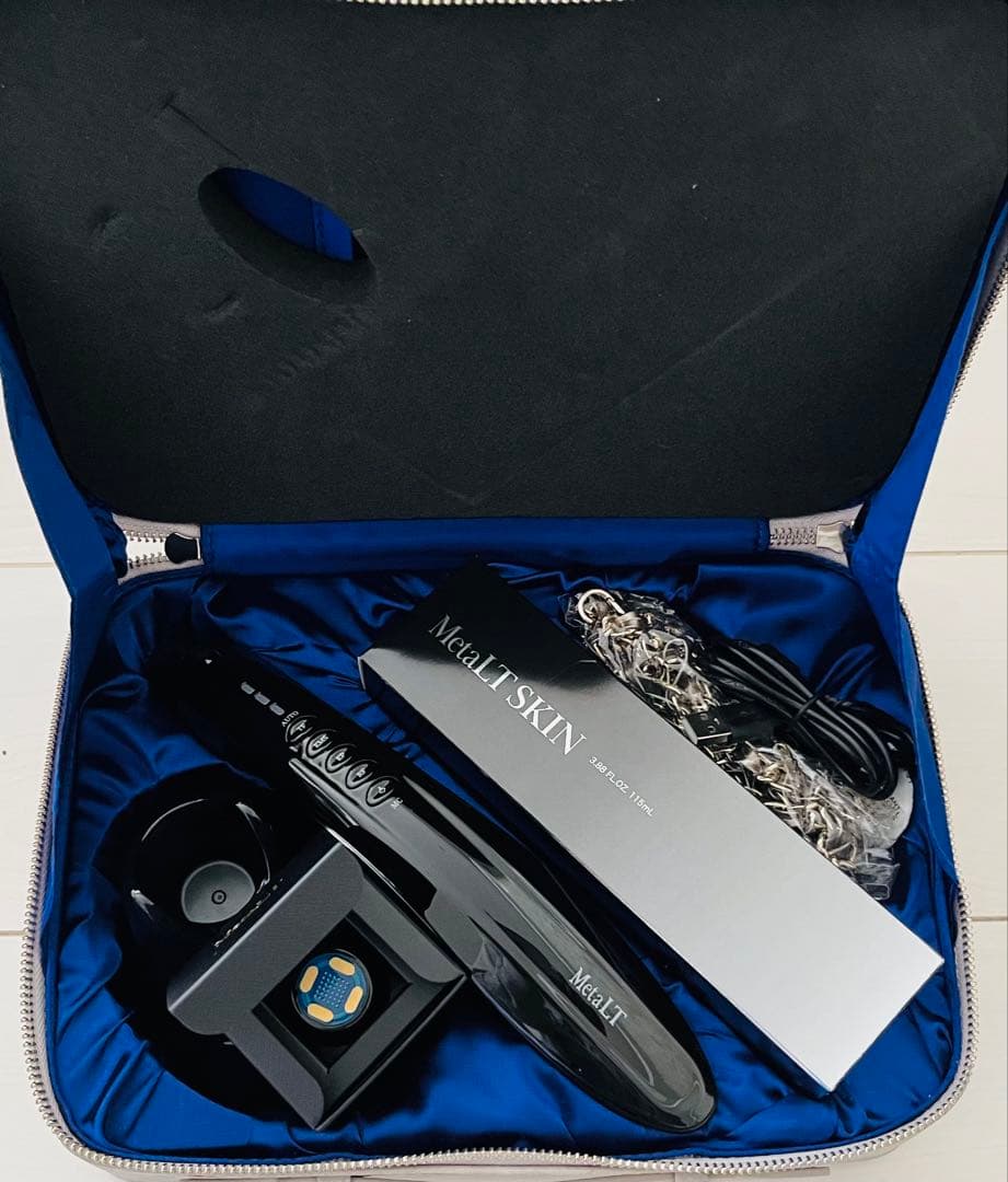 【美品】lLT SKIN 美顔器セット