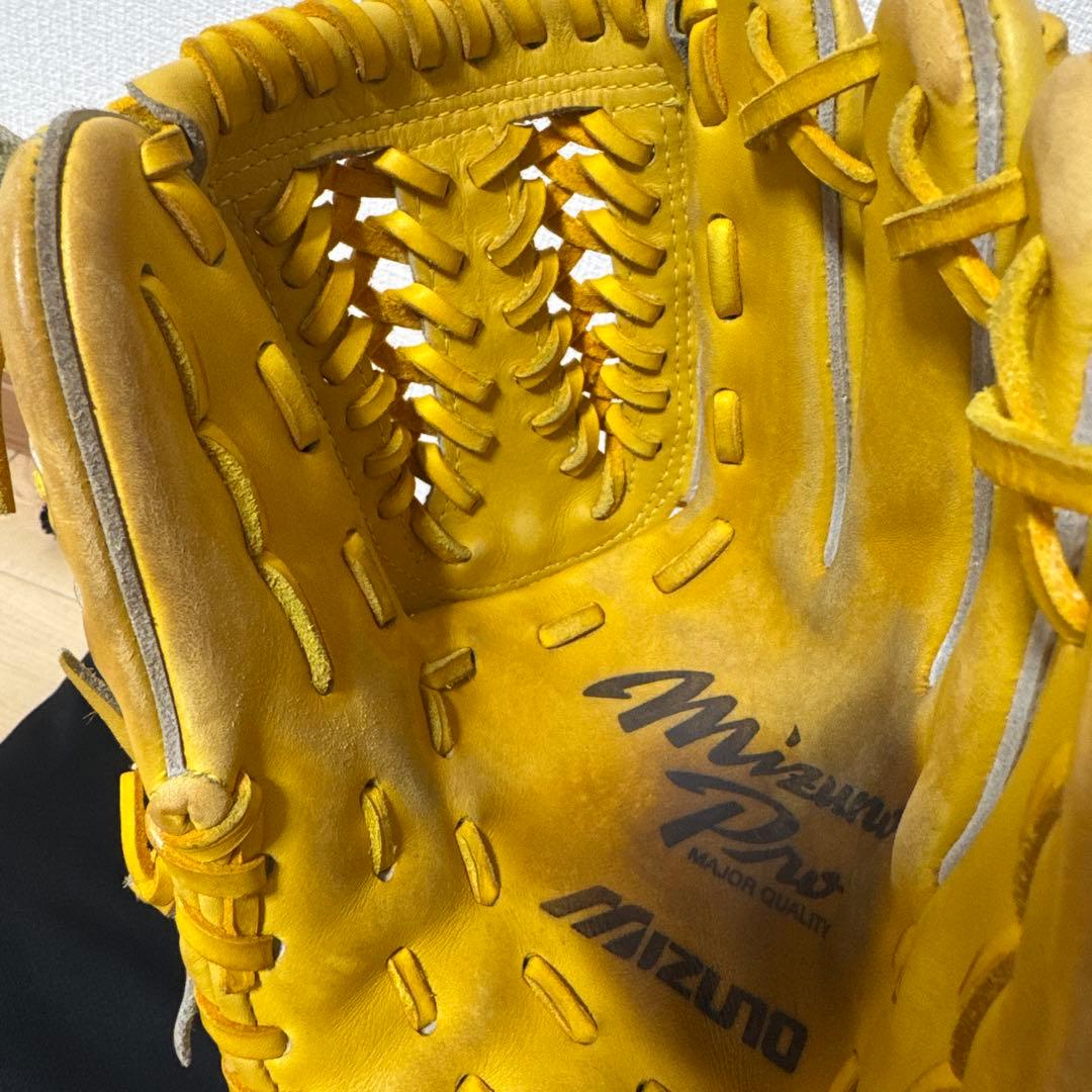 【美品】右投用 ミズノプロ グローブ 復刻版 Mラベル 軟式用