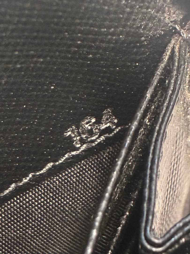 PRADA ブラックレザー 長財布 箱付き　プラダ　財布