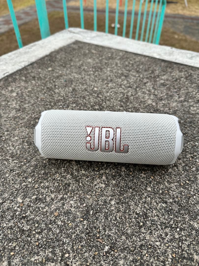 jbl スピーカー　flip7