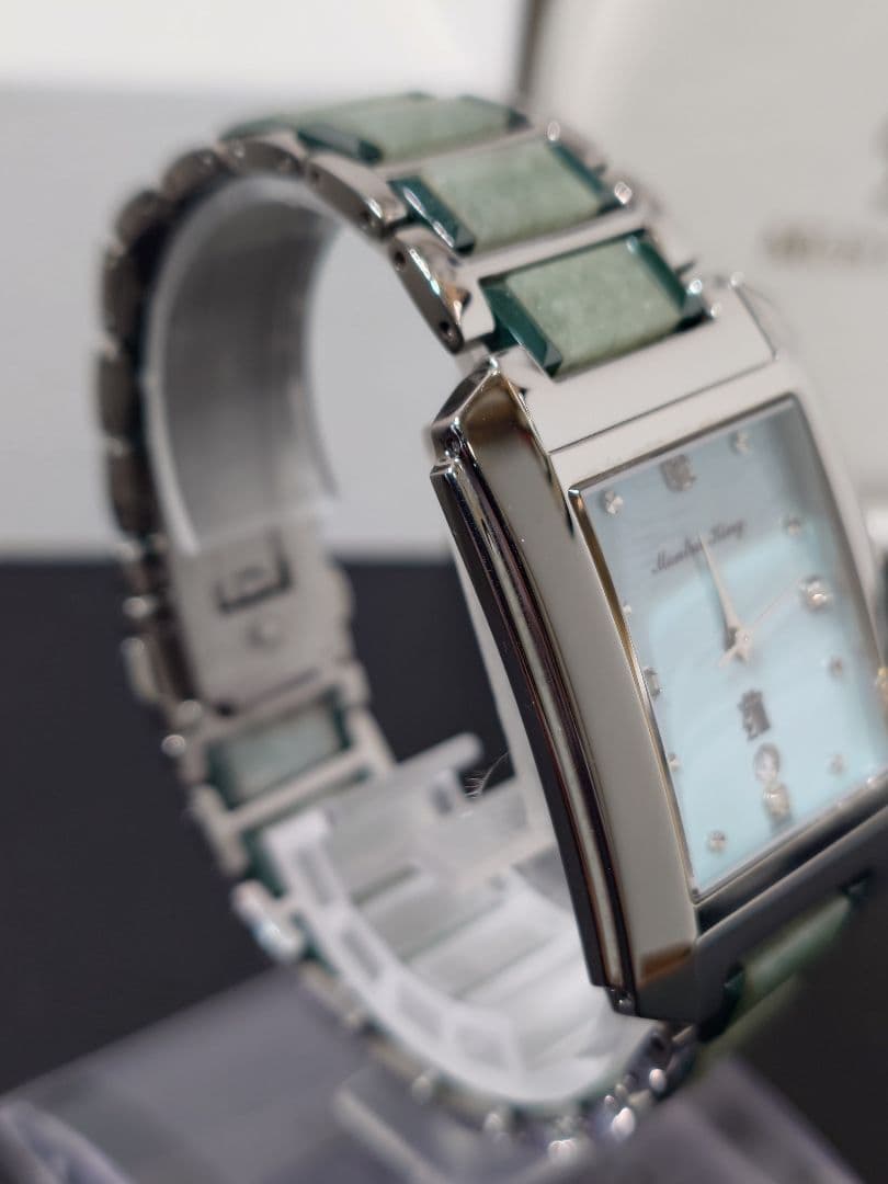 モンテキング　天然翡翠　レディース腕時計　可動品