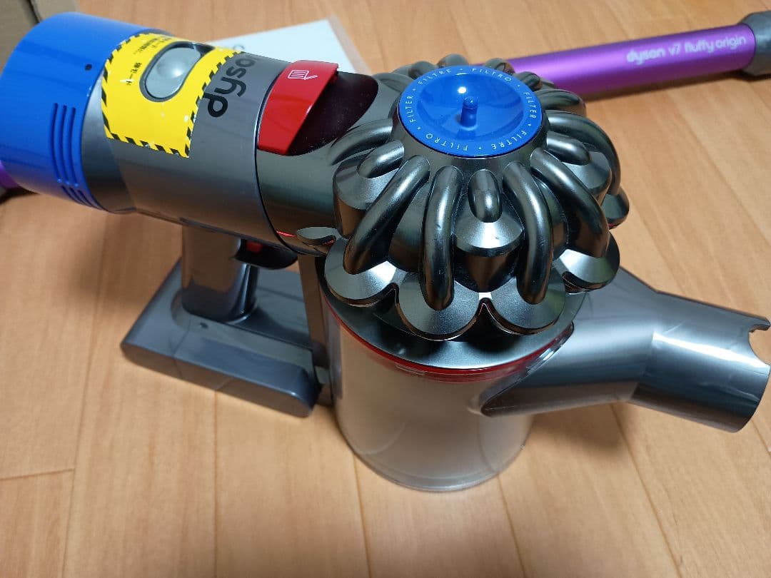 バッテリー新品　ダイソン V7 コードレスクリーナー HH11　分解洗浄品 41
