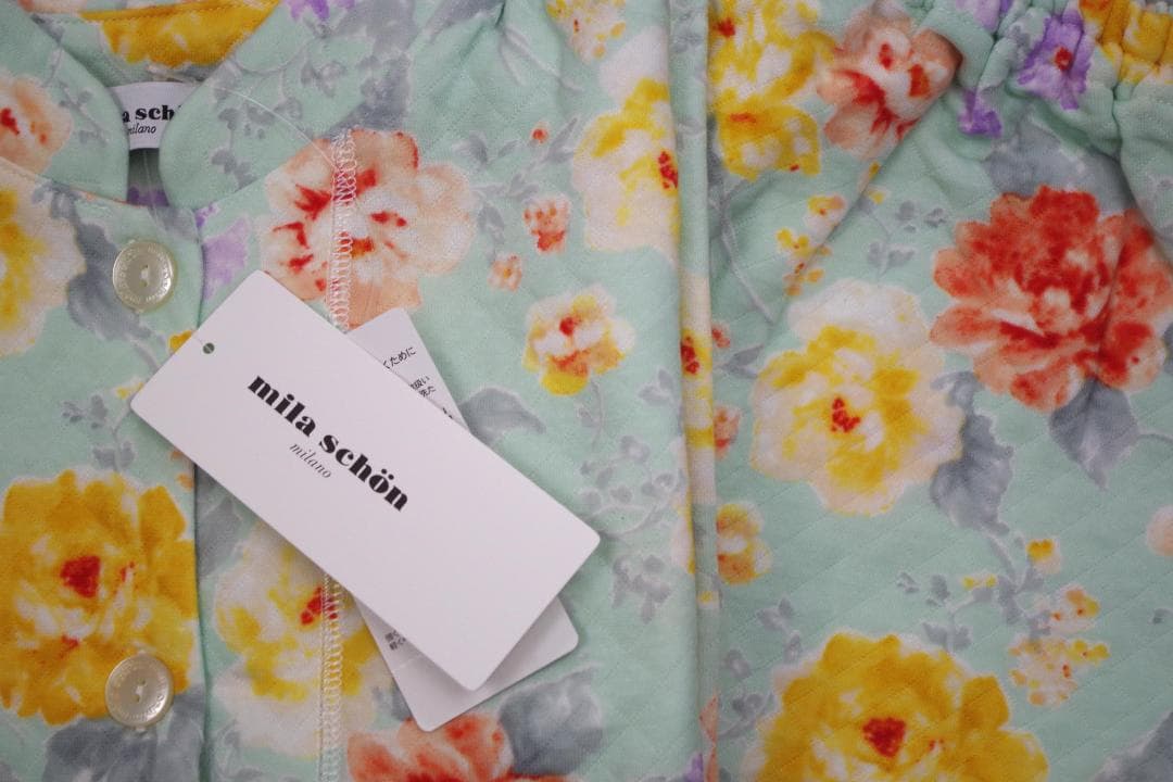 【新品】ミラショーン 　秋冬物　中わた入りキルトニットパジャマ(M)