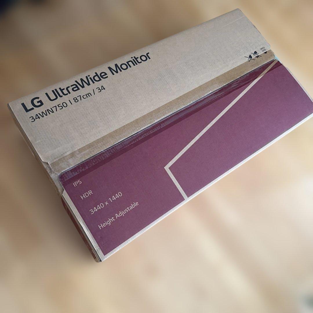 LG ウルトラワイドモニター　34インチ　34WN750-B