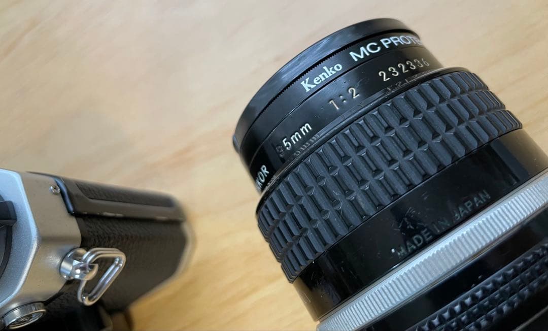 Nikon NewFM2 一眼レフ　Nikkor f/2レンズ付