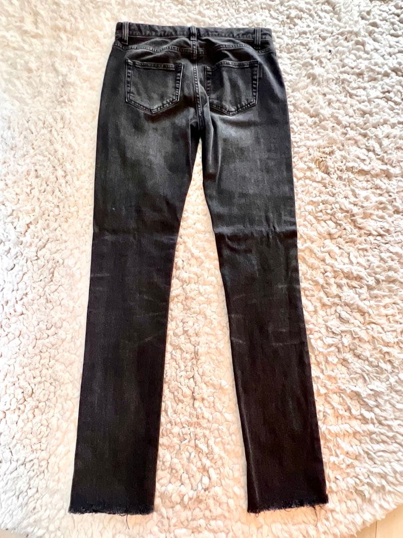 SAINTLAURENTスキニージーン レディースサンローラン未使用