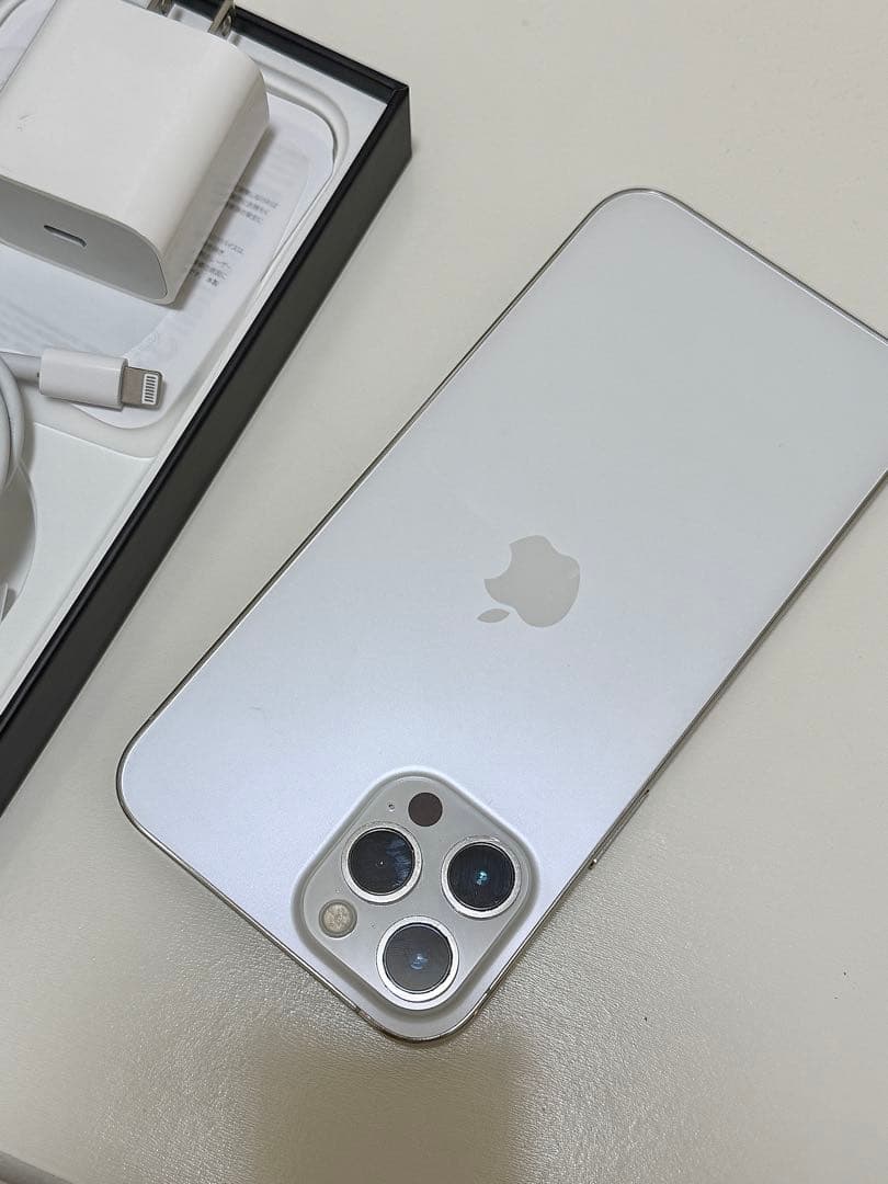 iPhone 12 Pro Max シルバー 128GB SIMフリー