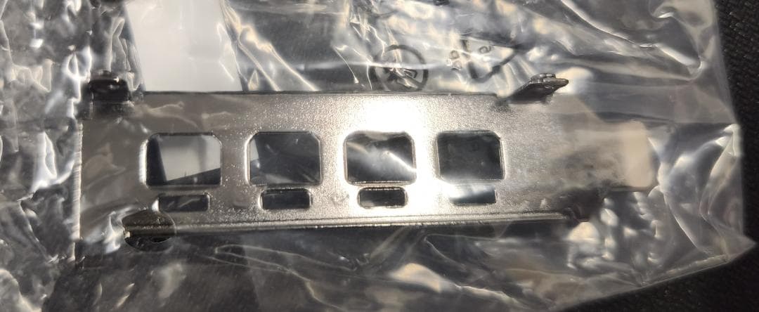 NVIDIA QUADRO P1000 グラフィックボード 付属品あり