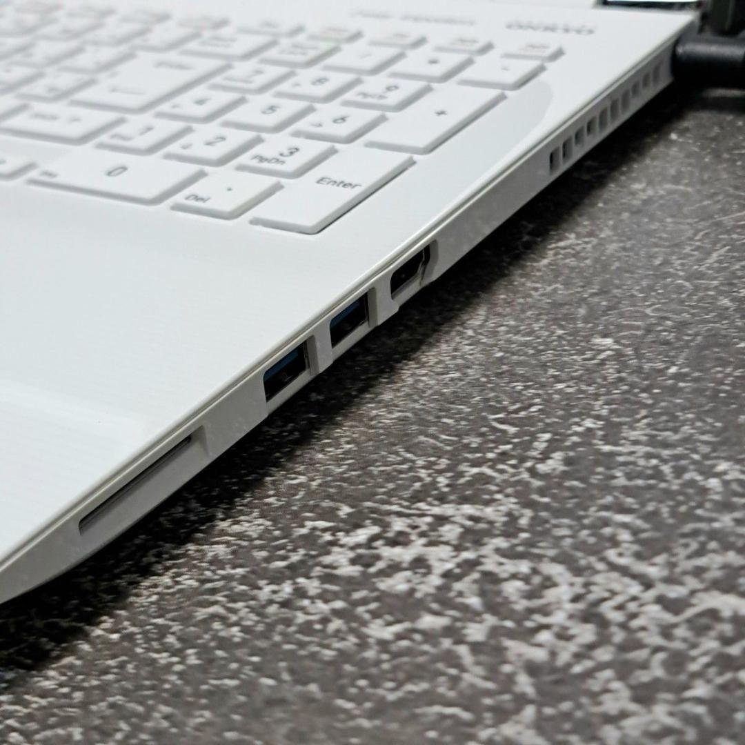 G72 すぐ使える東芝ノートパソコン7世代i3/1000GB Windows11