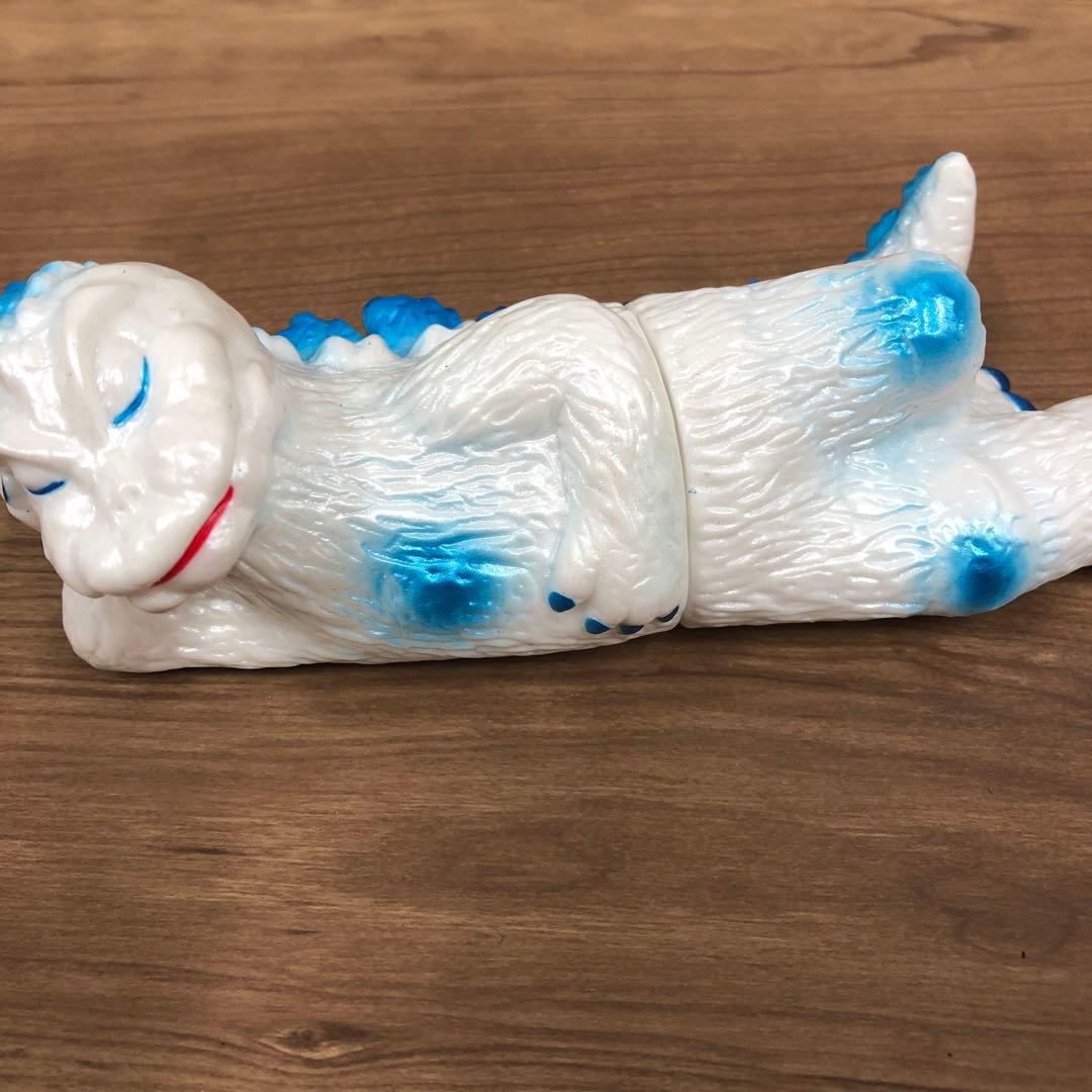 ソフビライフ、お昼ねゴジラ黒ラメ、白クリア