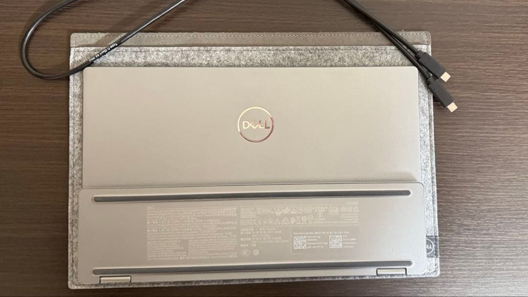 DELL ポータブルモニター P1424H