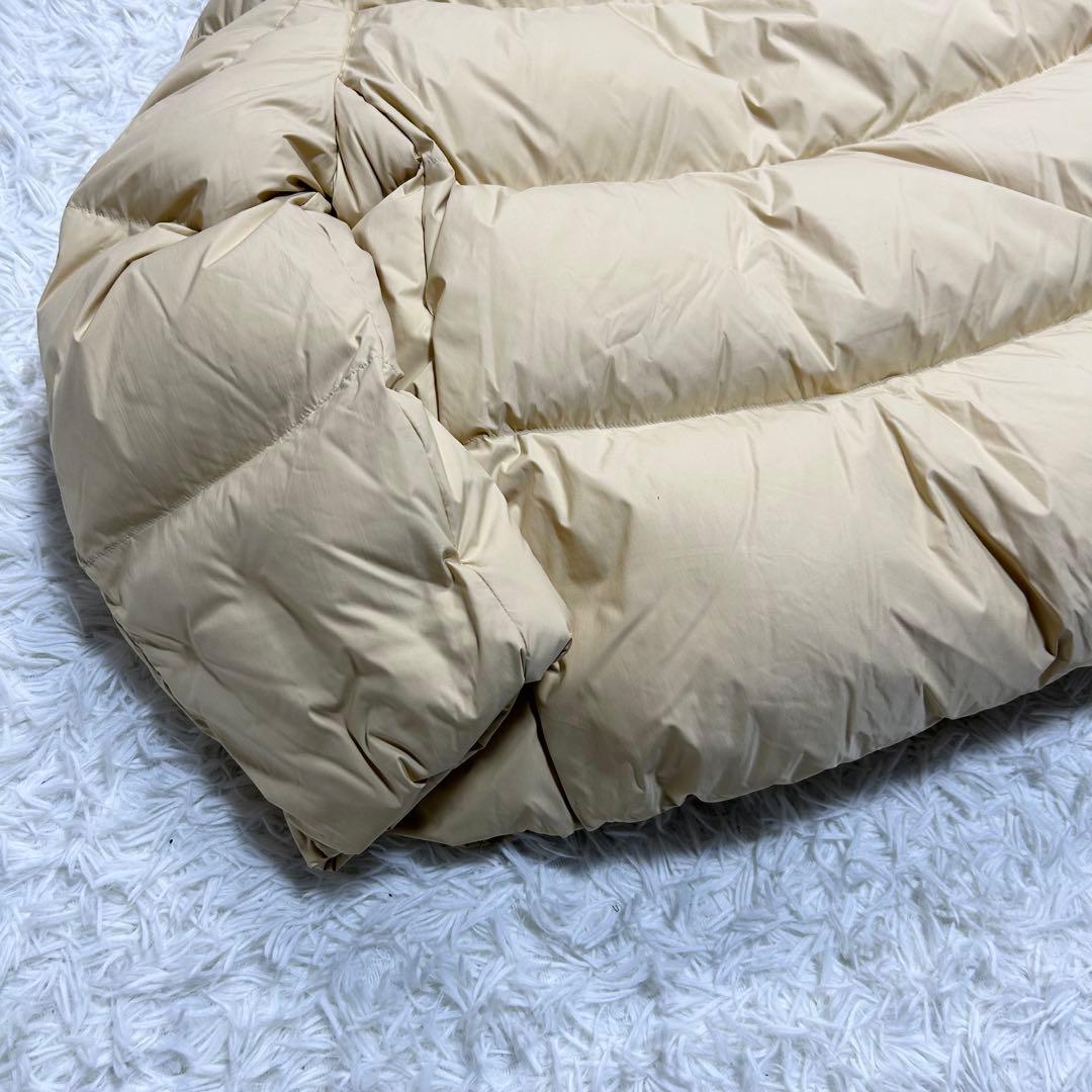 未使用級 大きめ XL ユニクロ パウダーソフトダウンジャケット イエロー