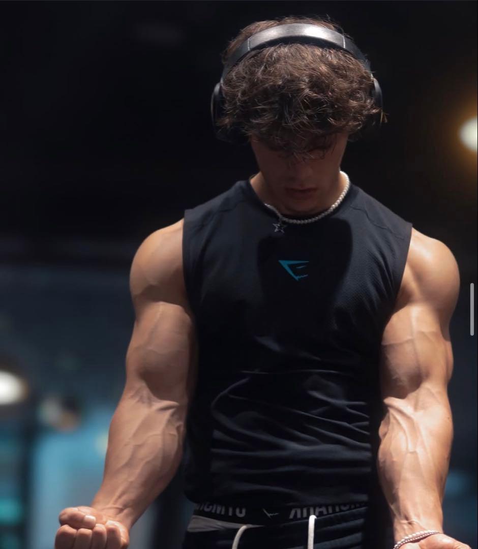 ま*と様  ONYX V5 Tank BLACK Size：M