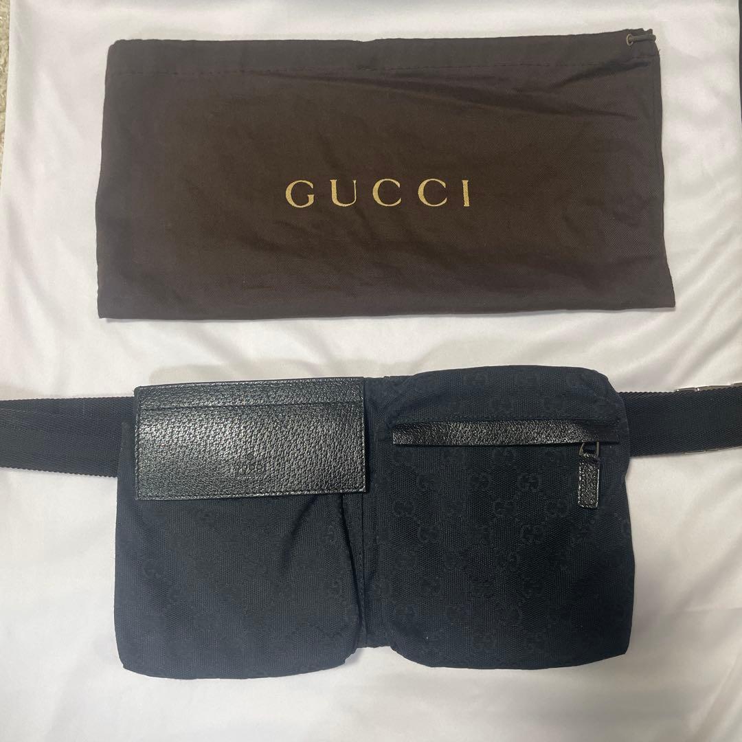 Gucci グッチ ボディーバッグ 斜め掛け ブラック 黒 　GG