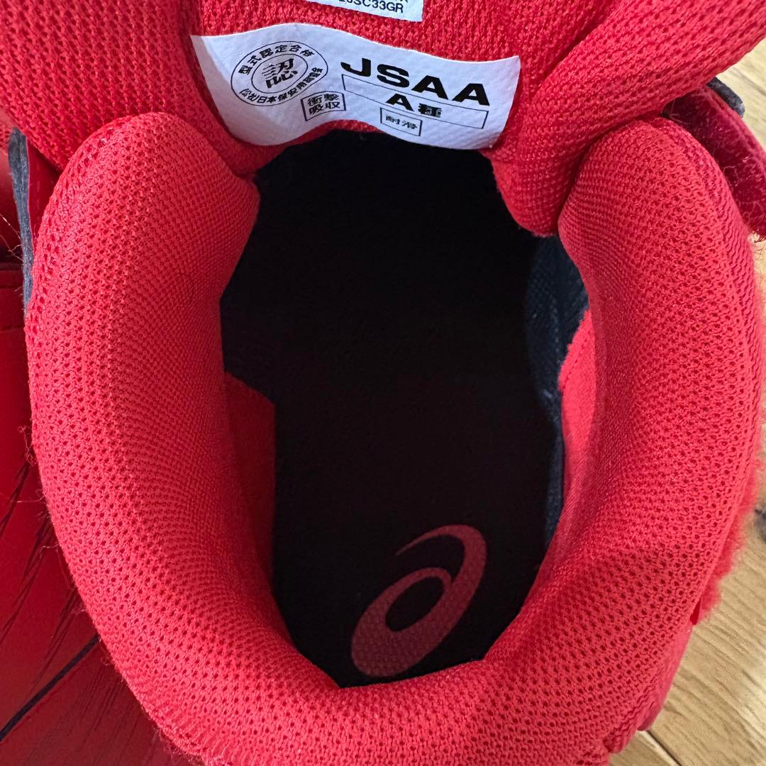 ☆中古美品☆ アシックスWINJOB CP120安全靴 28cm