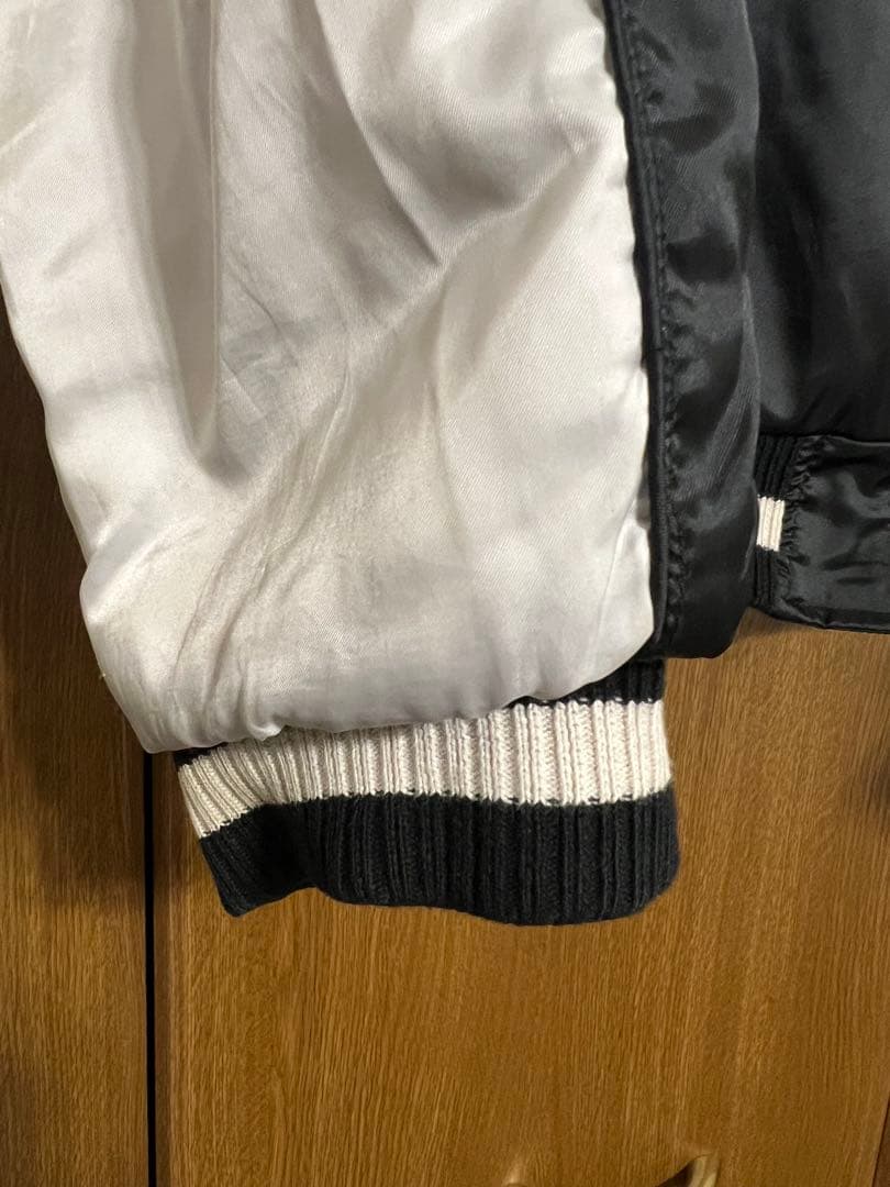 CUNE 【馬に引きずられた人】スカジャン サイズ４