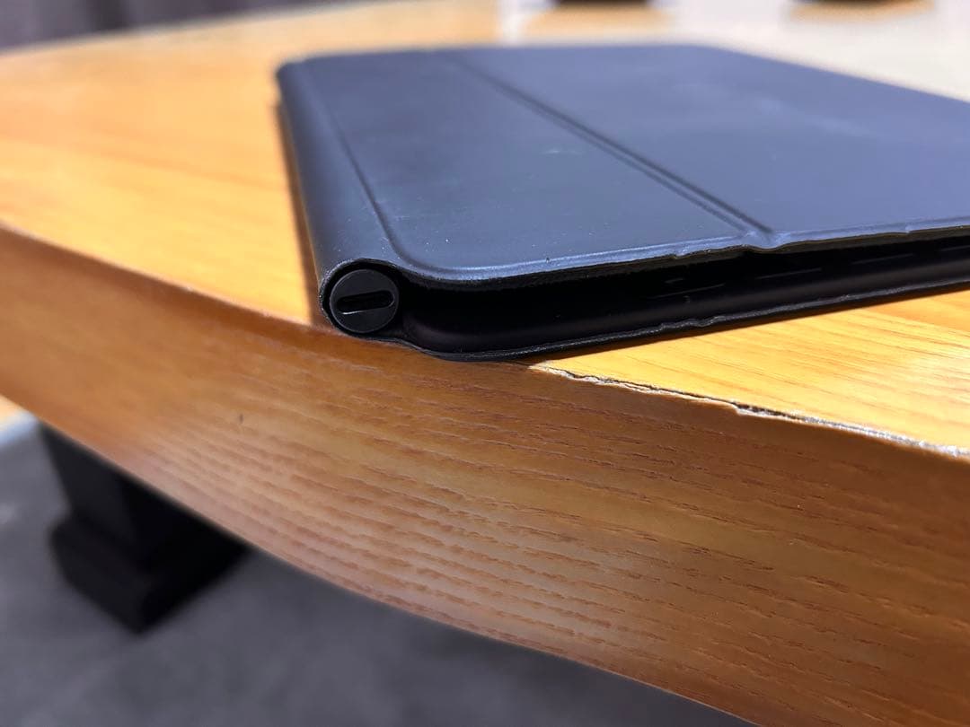 純正　Magic Keyboard 11インチ