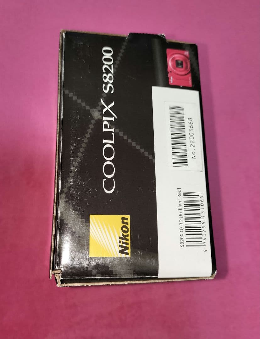 Nikon COOLPIX S8200 ブリリアンレッド　赤　デジタルカメラ