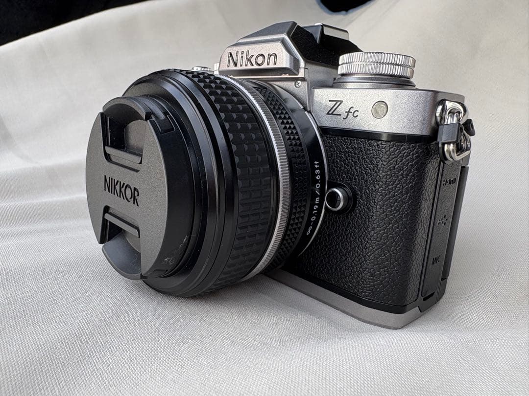 Nikon Z fc ミラーレス一眼 カメラセット