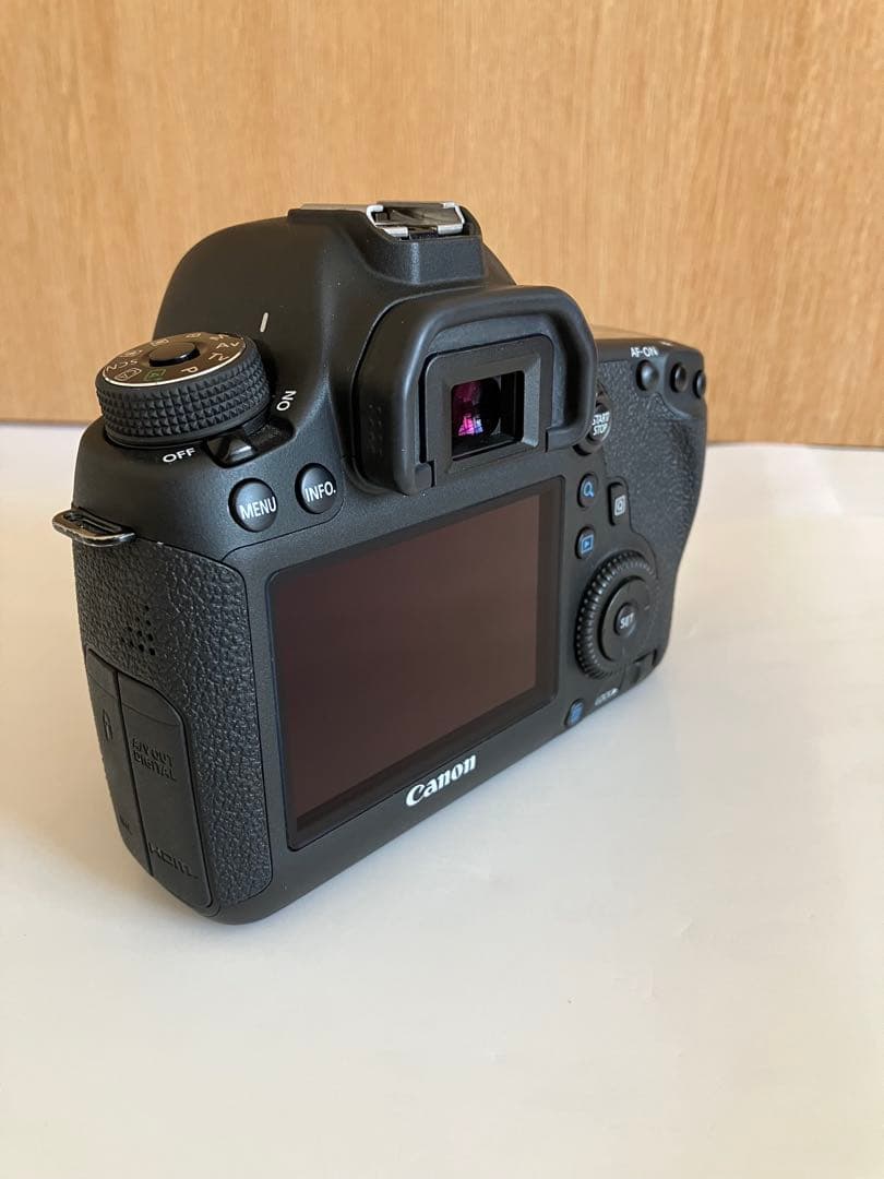 【美品】キャノン Canon EOS 6D ボディ
