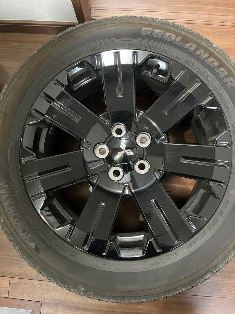 ※N@様用※ デリカD5 2024年　シャモニー　純正タイヤホイール４本セット