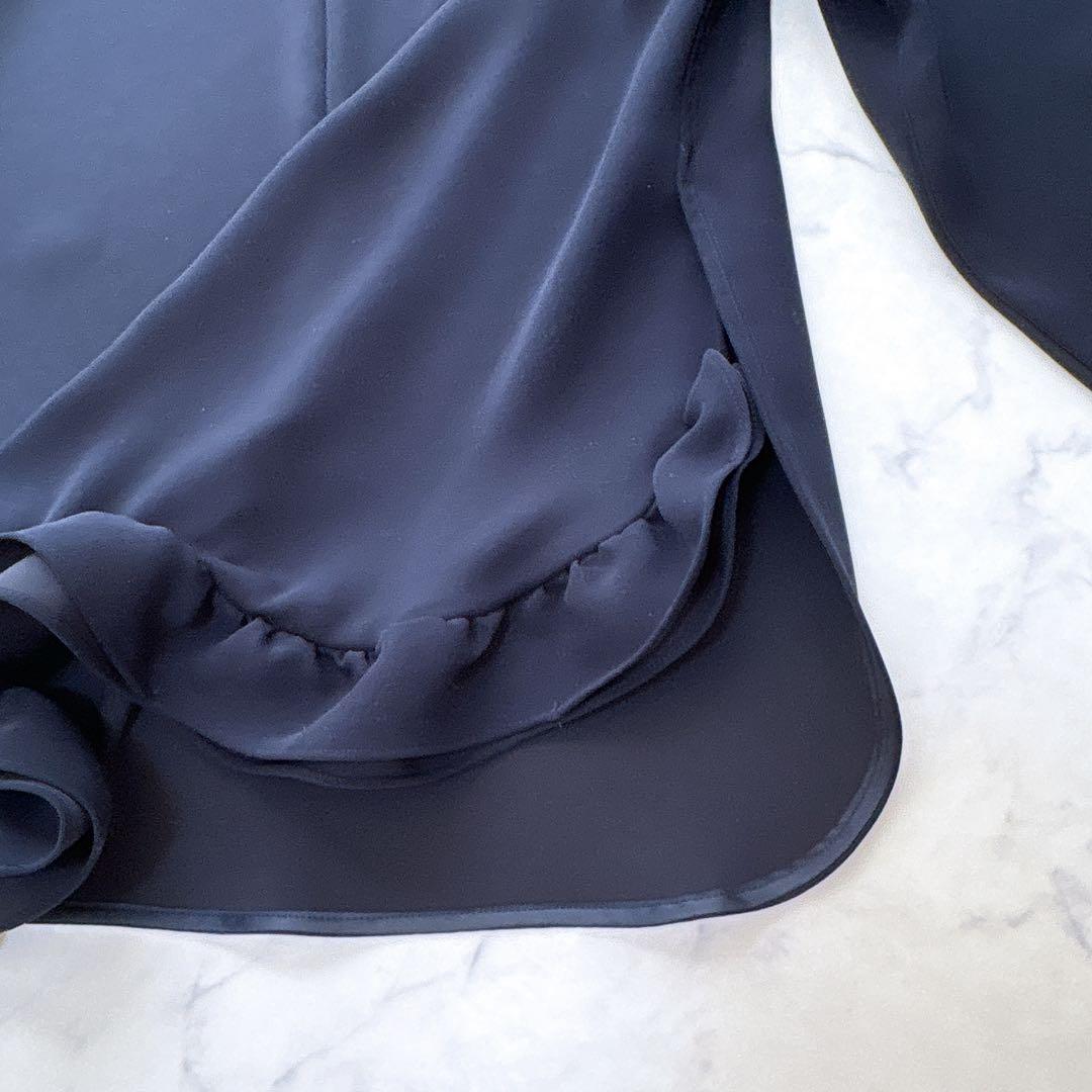 【美品】23AW YOKOCHAN ロングスリーブ バックフリル ブラウス 紺