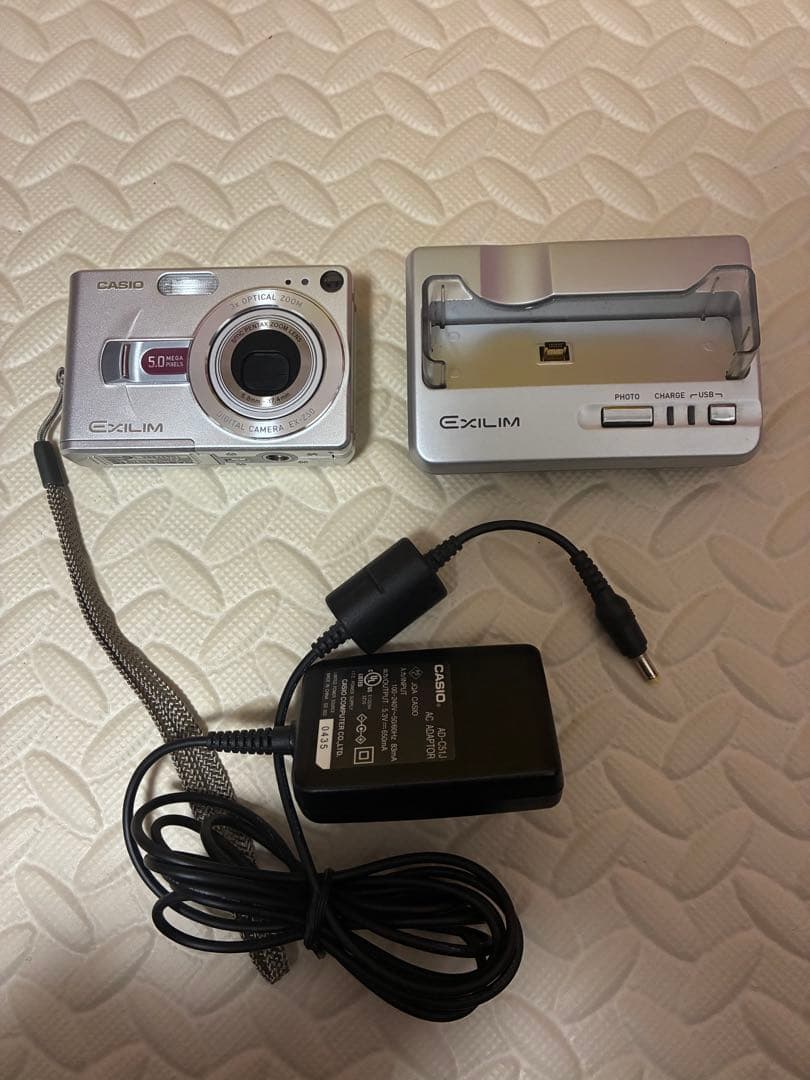美品　casio ex-z50 デジタルカメラ