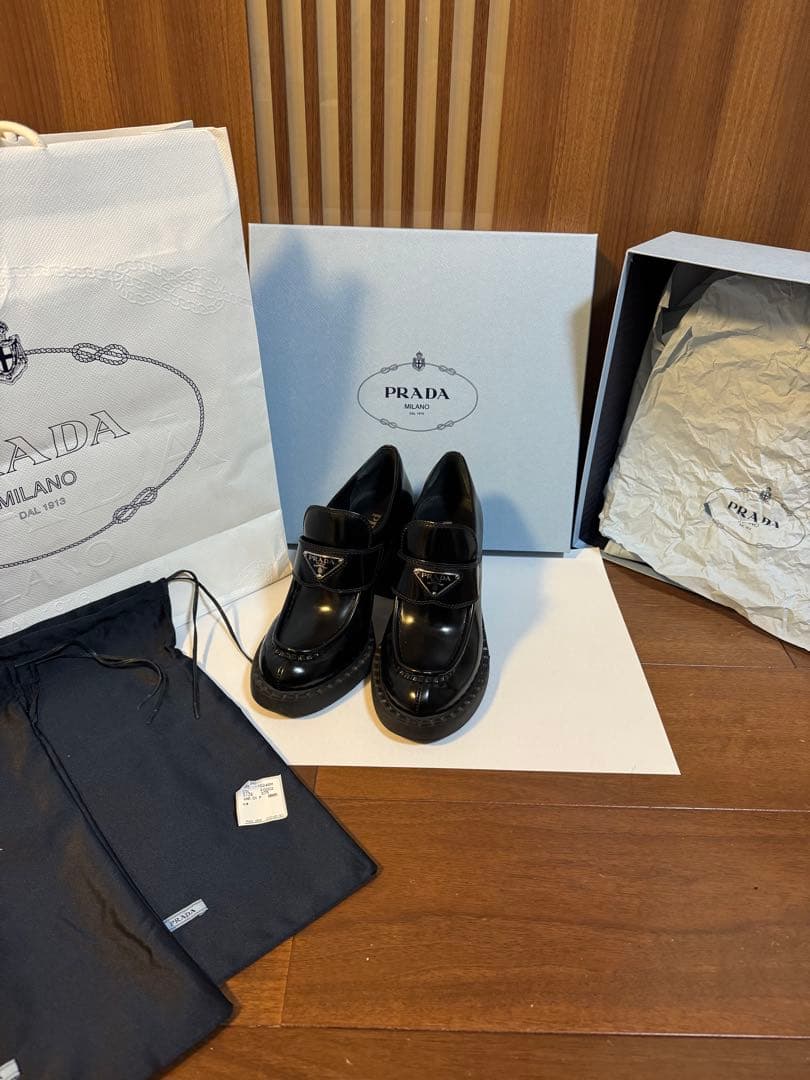 PRADA チョコレート　ブラッシュドレザー　ハイヒールローファー　美品