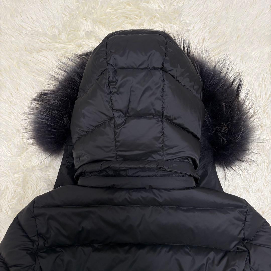 未使用級！TATRAS サルマ 2023年製 ダウンジャケット ファー Lサイズ