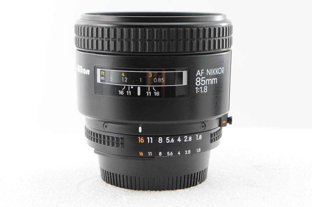★新品級　カビ、くもりなし★ Nikon AF NIKKOR 85mm f1.8