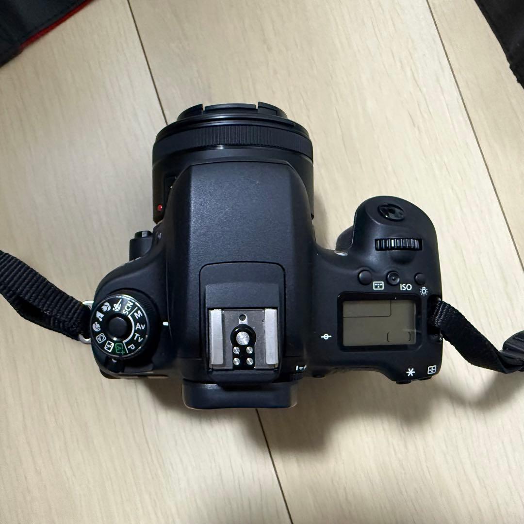 Canon eos8000d レンズ2種類　カバン付き