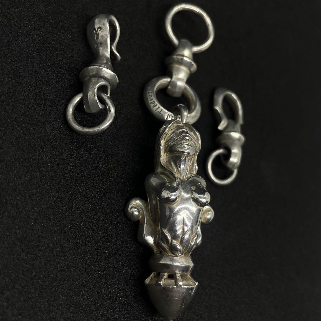 Froid Tiedeur ネックレス チャーム ペンダントトップ罪と罰