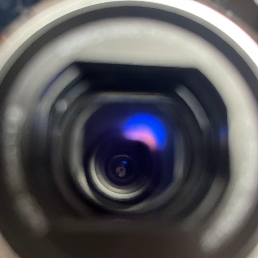 （極美品）JVC Everio GZ-HM670 ビデオカメラ