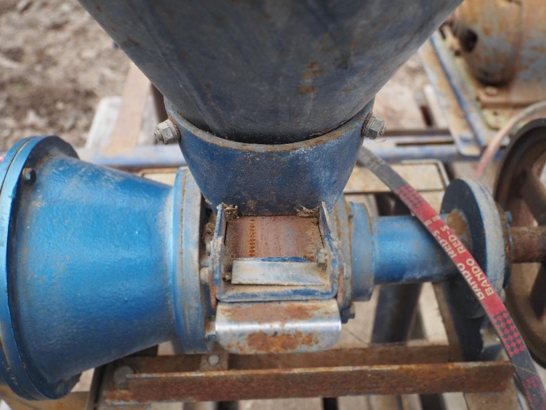 台座付き　製粉機　非食品にお使い下さい　20年もの