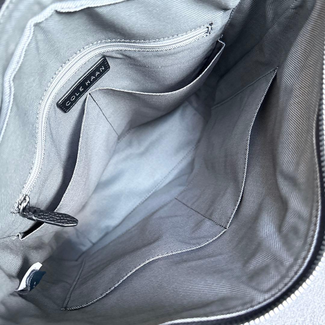 【極美品】コールハーン　グランドアンビションスモールバッグパック　オールレザー