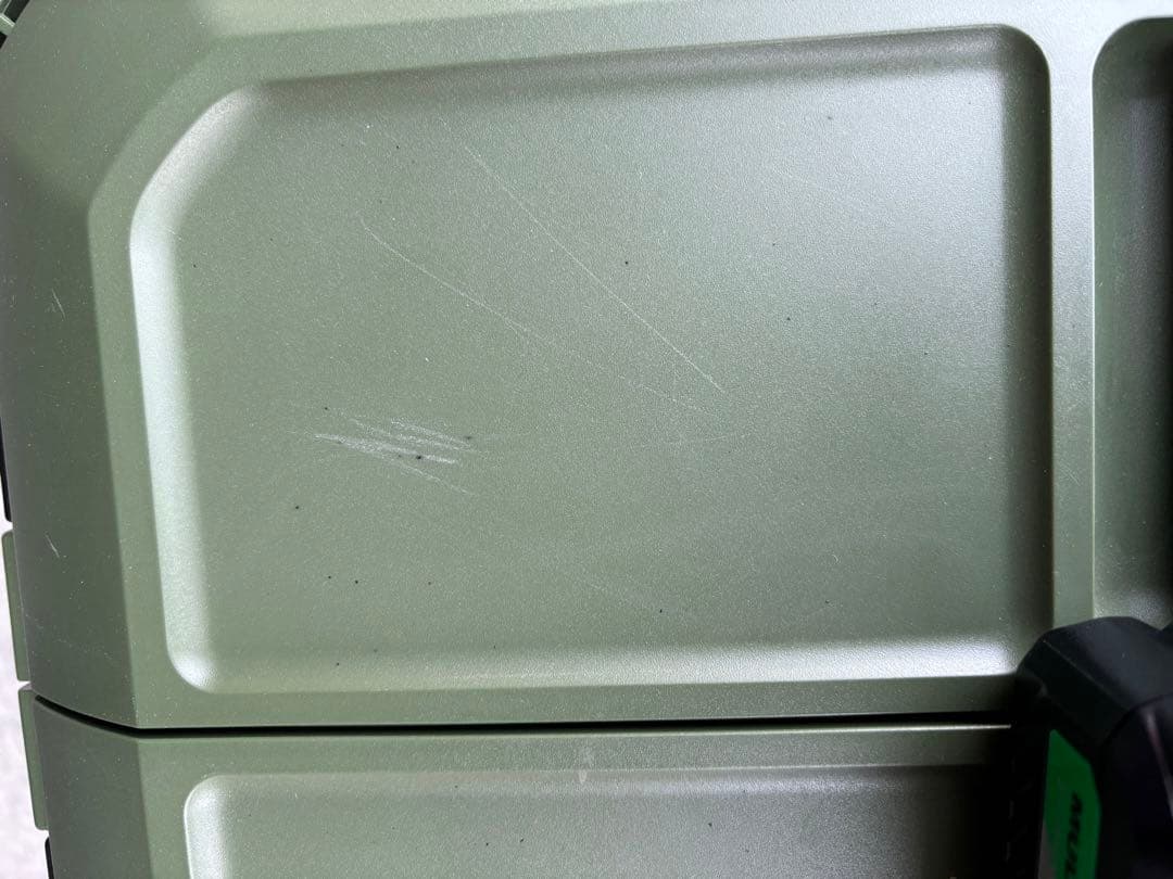 ハイコーキ　冷温庫　UL18DB バッテリー2個付mm in