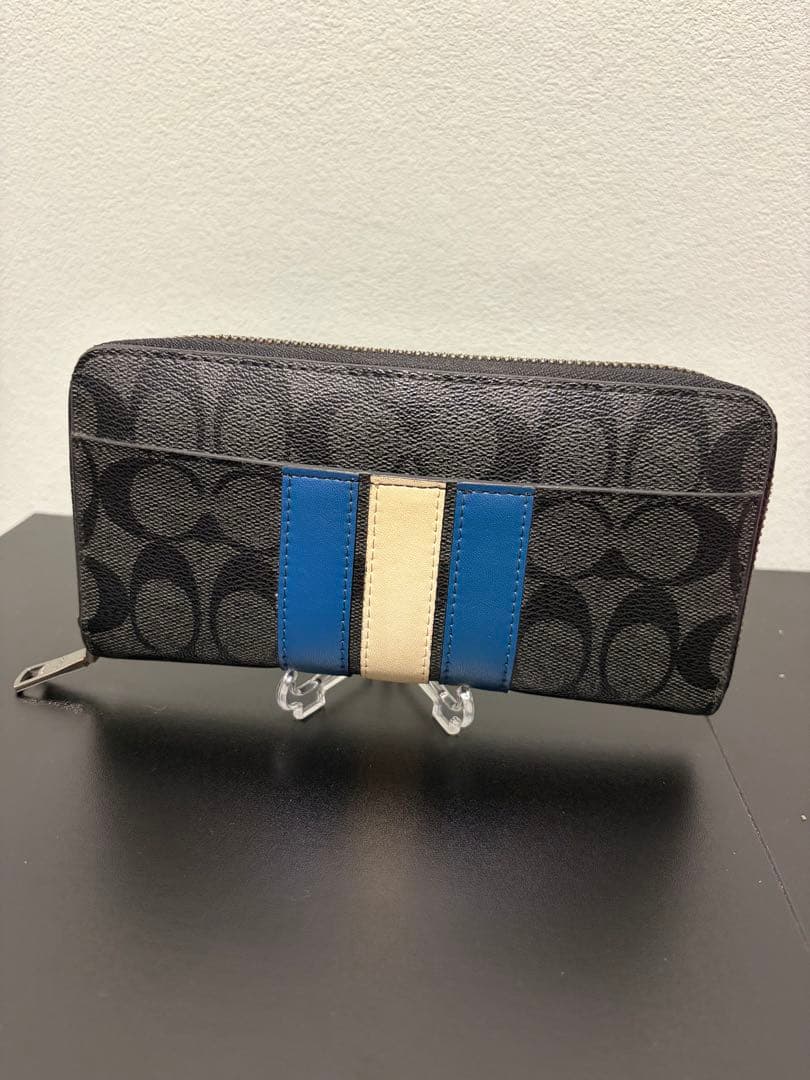 美品☆正規品☆COACH (コーチ)長財布 シグネチャー ラウンドファスナー