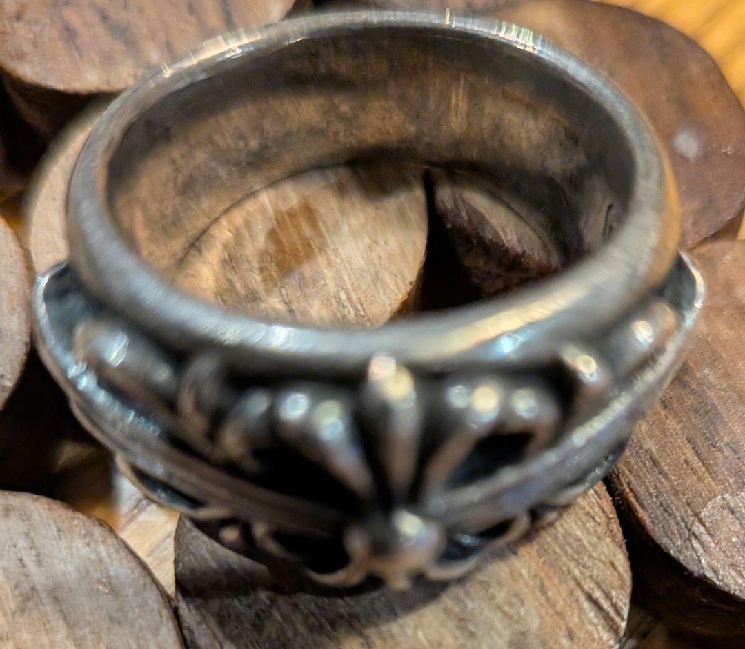 ヴィンテージ シルバー925 フローラルクロスリング18から19号（約19g）