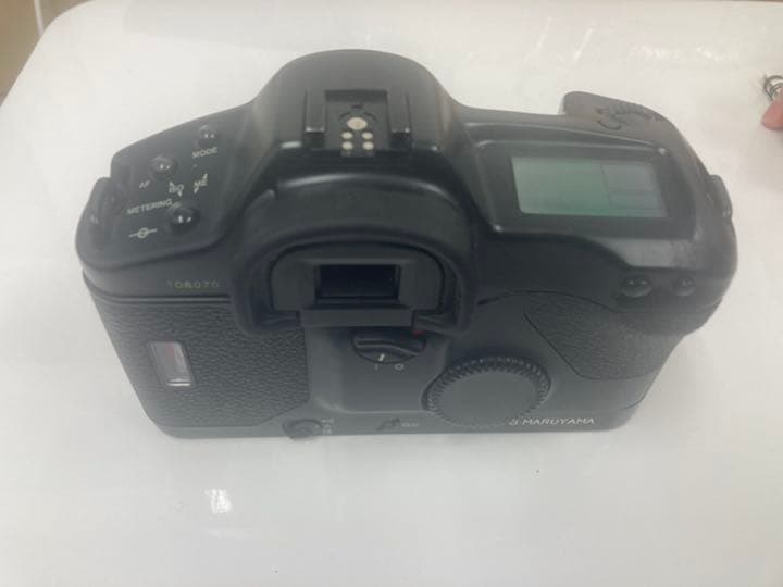 EOS1 本体、望遠レンズ2個セット（バッテリー部分なし）