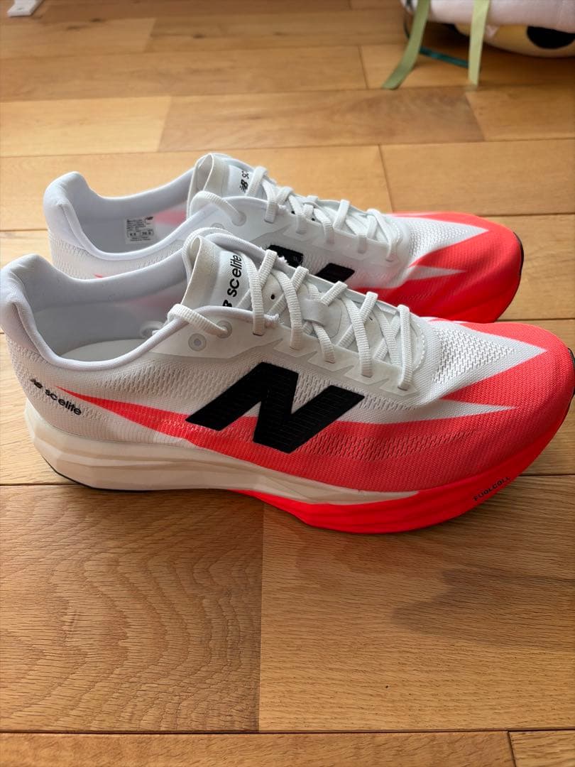 New Balance フューエルセルスーパーコンプエリートV5 サイズ26.5