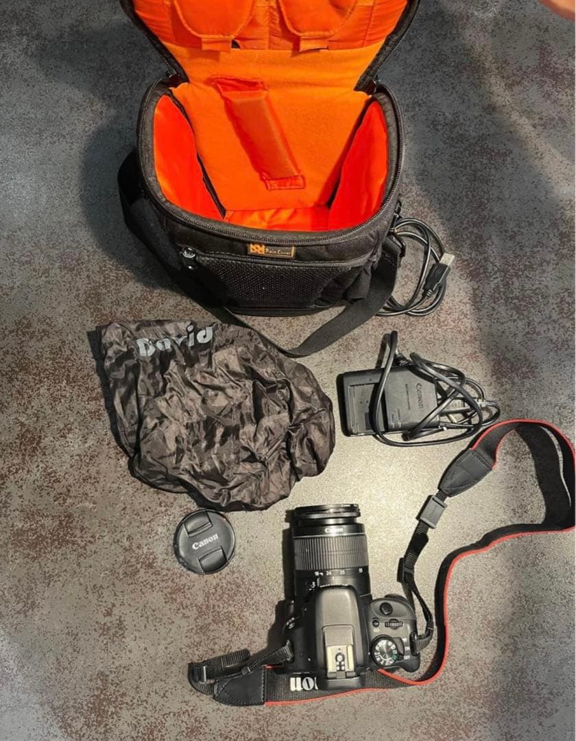 デジタルカメラ Digital touching Camera, Canon 100D