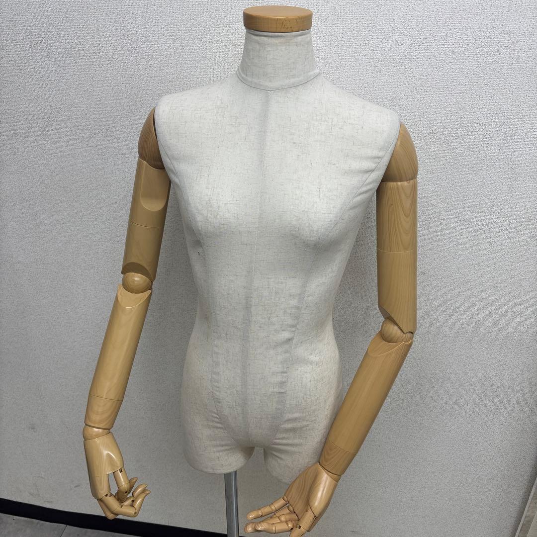 レディーストルソー　可動式アーム付きトルソー 店舗用品 什器