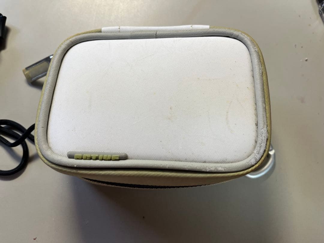 CANON IXY 30S PC1473 ホワイトPC1473 動作確認済 美品