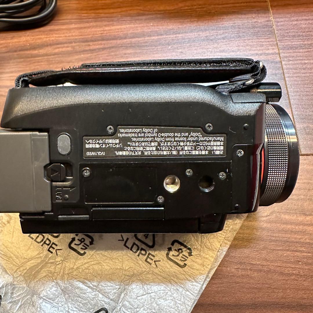 Panasonic HDC-HS300 ビデオカメラ 2792