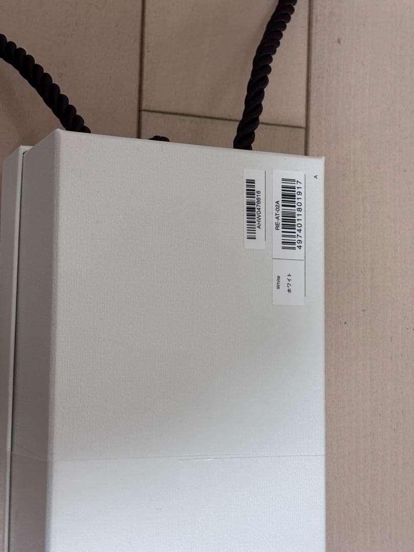 【新品未使用】リファ ストレート アイロン プロRE-AT-02A ホワイト