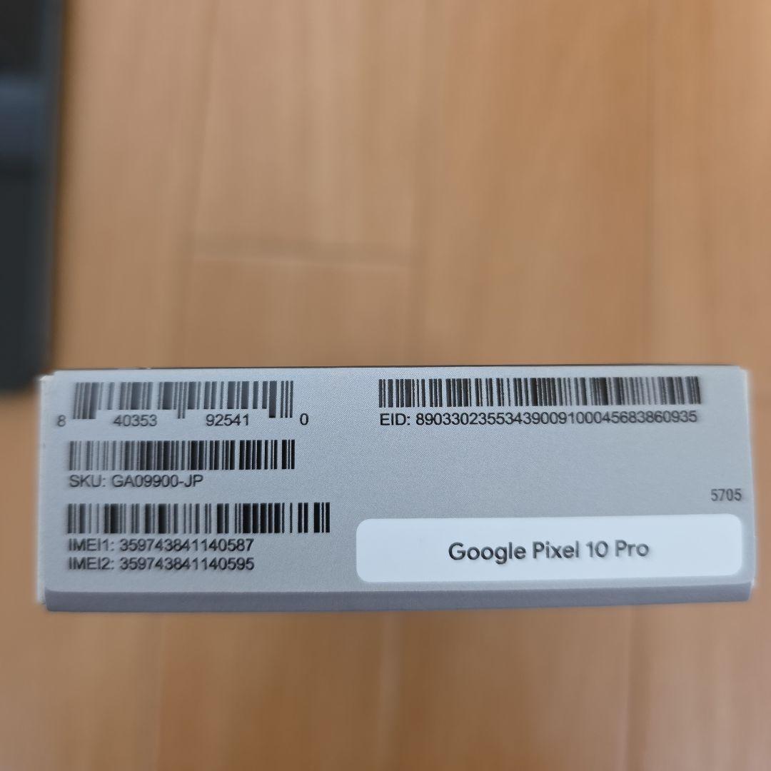 Google Pixel 10 Pro Obsidian 本体