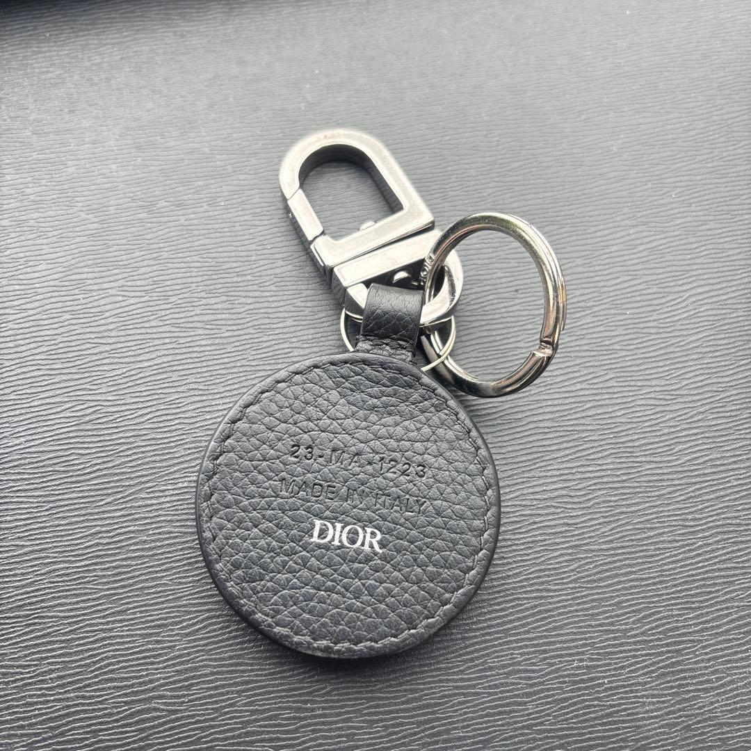 Dior ロゴキーホルダー シルバー ブラック