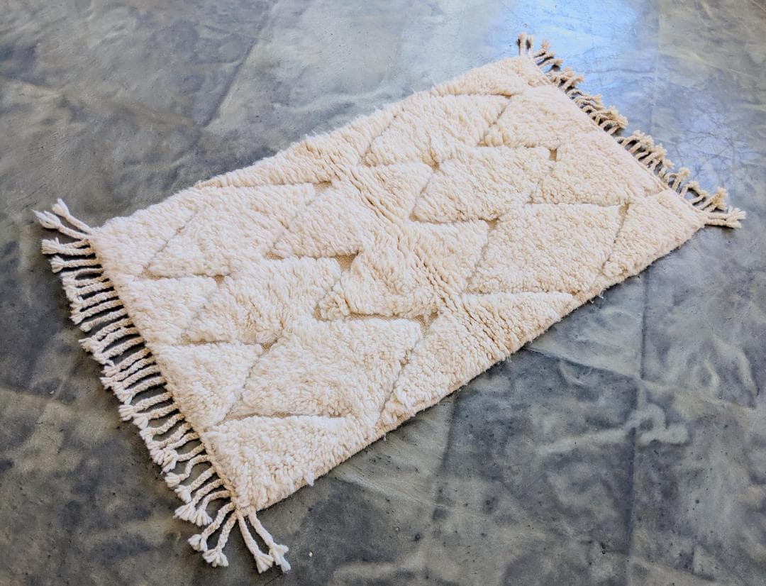 【週末限定セール】新品未使用モロッコミニベニワレンラグ-No.20 62×108