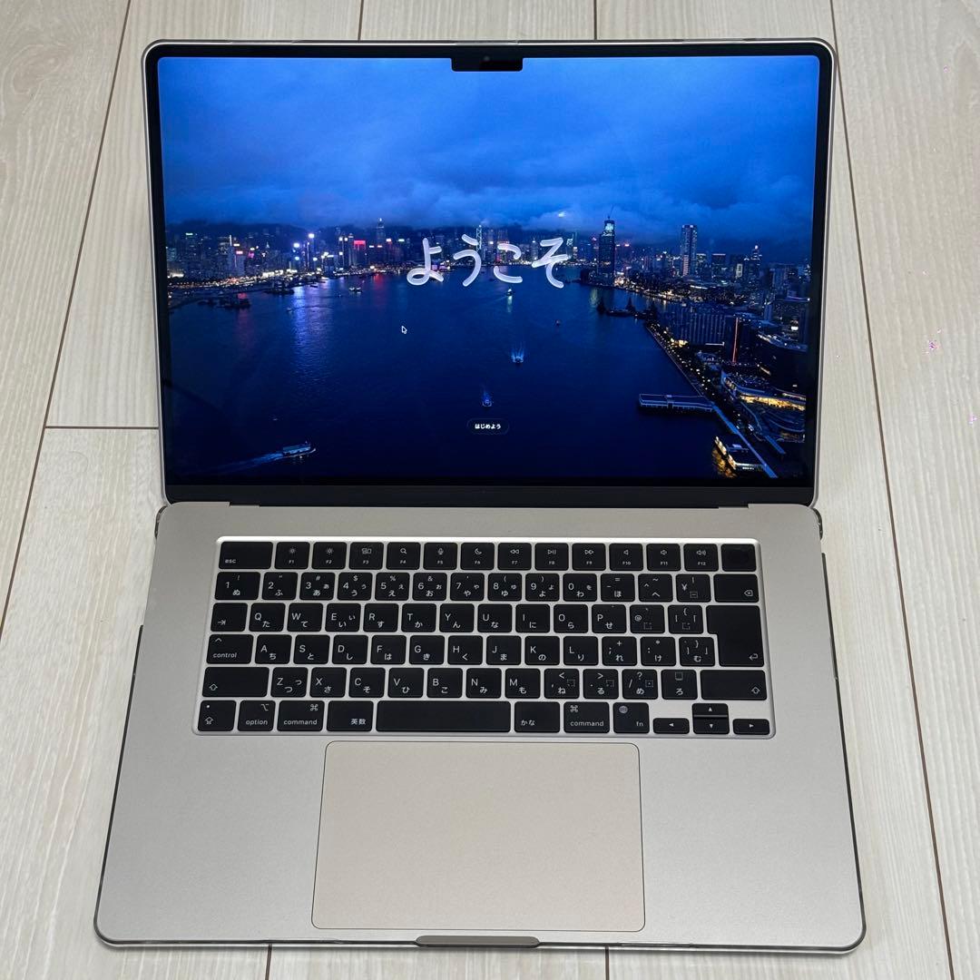 超美品 Apple MacBook Air M3 15インチ スターライト